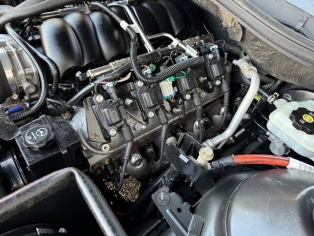 2010 Chevrolet Camaro in Flowery Branch, GA 30542 - 18076437 11