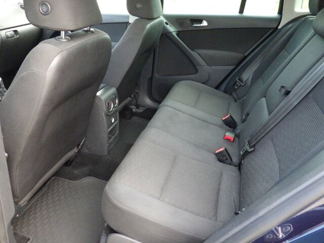 2013 Volkswagen Tiguan in Flowery Branch, GA 30542 - 18076438 10