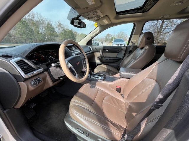 2015 GMC Acadia in Flowery Branch, GA 30542 - 18076443 7