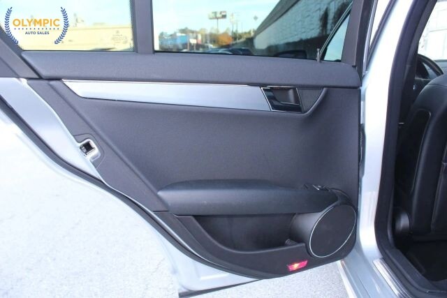 2008 Mercedes-Benz C 300 in Decatur, GA 30032 - 18076450 43