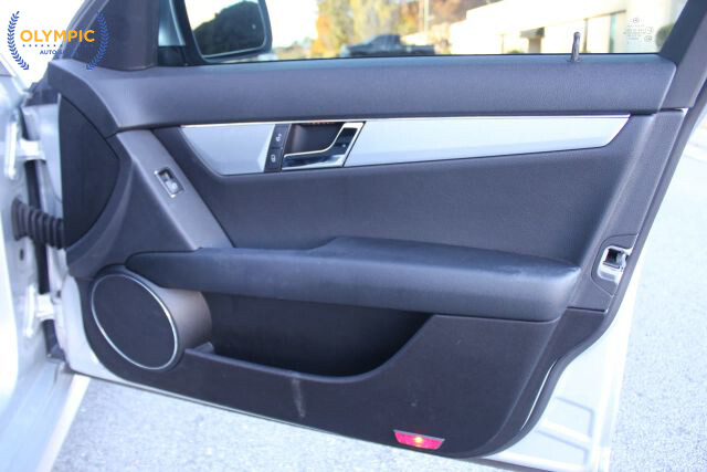 2008 Mercedes-Benz C 300 in Decatur, GA 30032 - 18076450 42