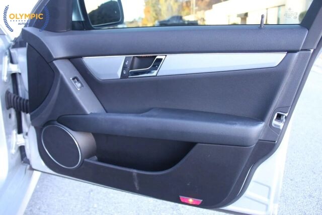 2008 Mercedes-Benz C 300 in Decatur, GA 30032 - 18076450 42