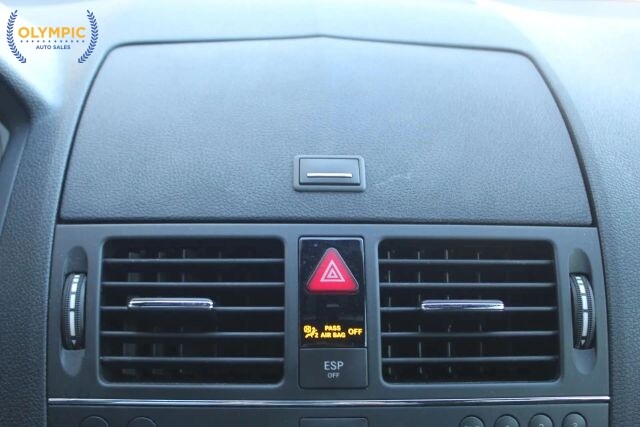 2008 Mercedes-Benz C 300 in Decatur, GA 30032 - 18076450 26