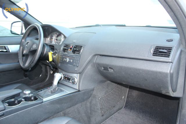 2008 Mercedes-Benz C 300 in Decatur, GA 30032 - 18076450 18