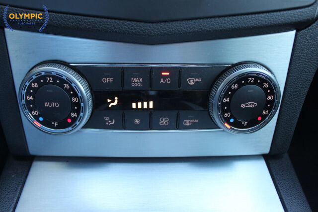 2008 Mercedes-Benz C 300 in Decatur, GA 30032 - 18076450 28