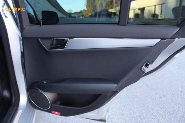 2008 Mercedes-Benz C 300 in Decatur, GA 30032 - 18076450 44