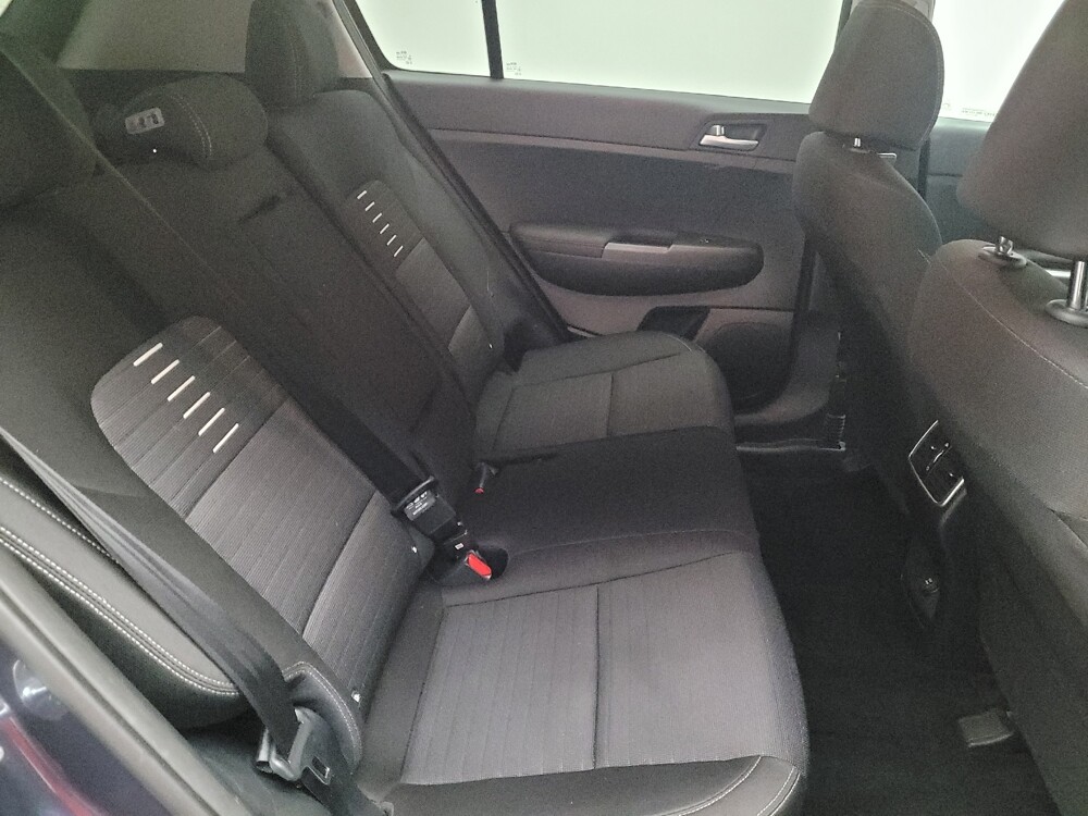 2020 Kia Sportage in Torrance, CA 90504 - 18076456 19