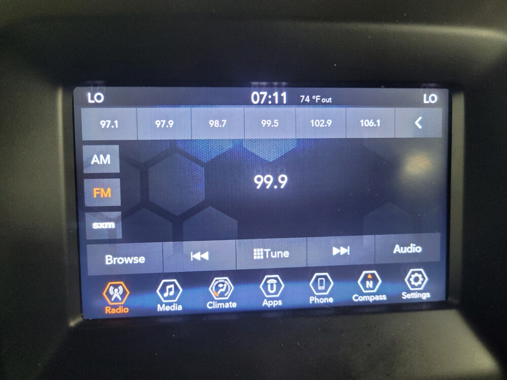 2019 Jeep Compass in Knoxville, TN 37923 - 18076464 25