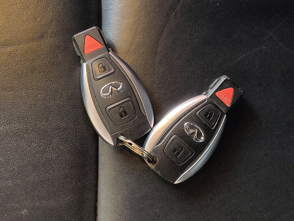 2017 INFINITI QX30 in Pensacola, FL 32505 - 18076525 32