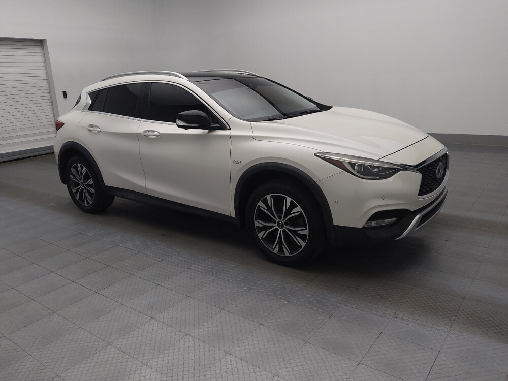 2017 INFINITI QX30 in Pensacola, FL 32505 - 18076525 11