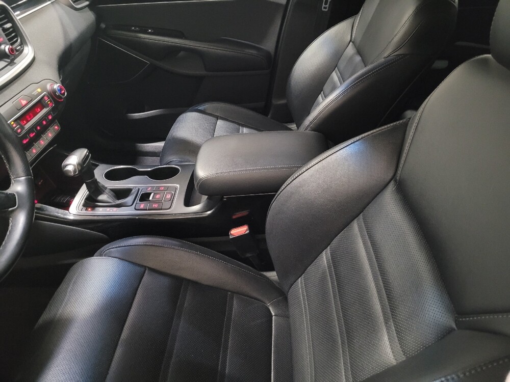 2019 Kia Sorento in Temple Hills, MD 20746 - 18076526 26