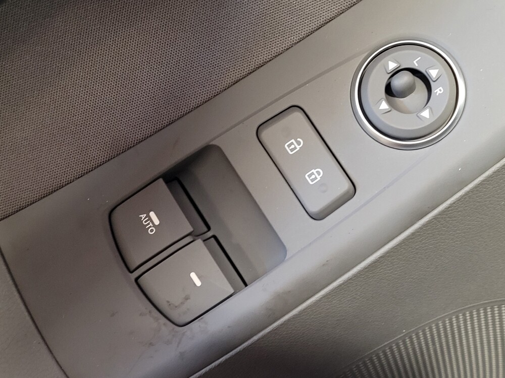 2014 Hyundai Elantra Coupe in Savannah, GA 31419 - 18076536 27