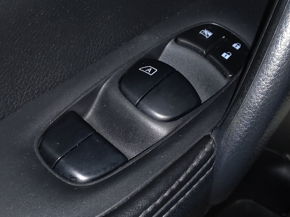 2020 Nissan Rogue Sport in Savannah, GA 31419 - 18076547 27