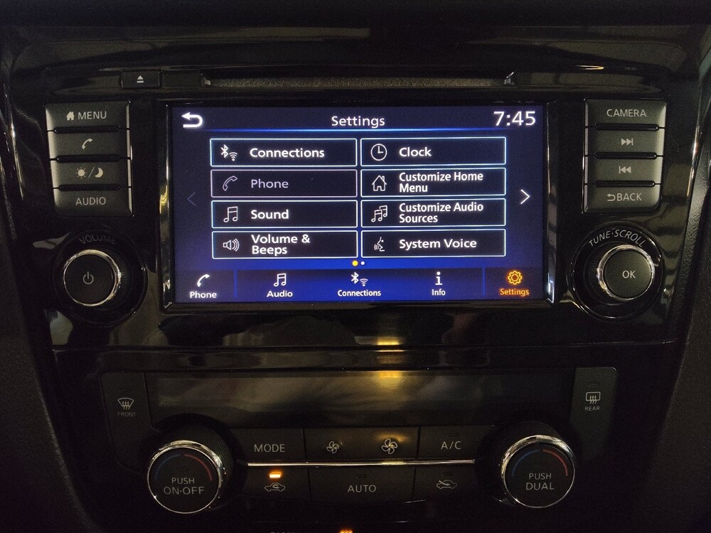 2020 Nissan Rogue Sport in Savannah, GA 31419 - 18076547 25