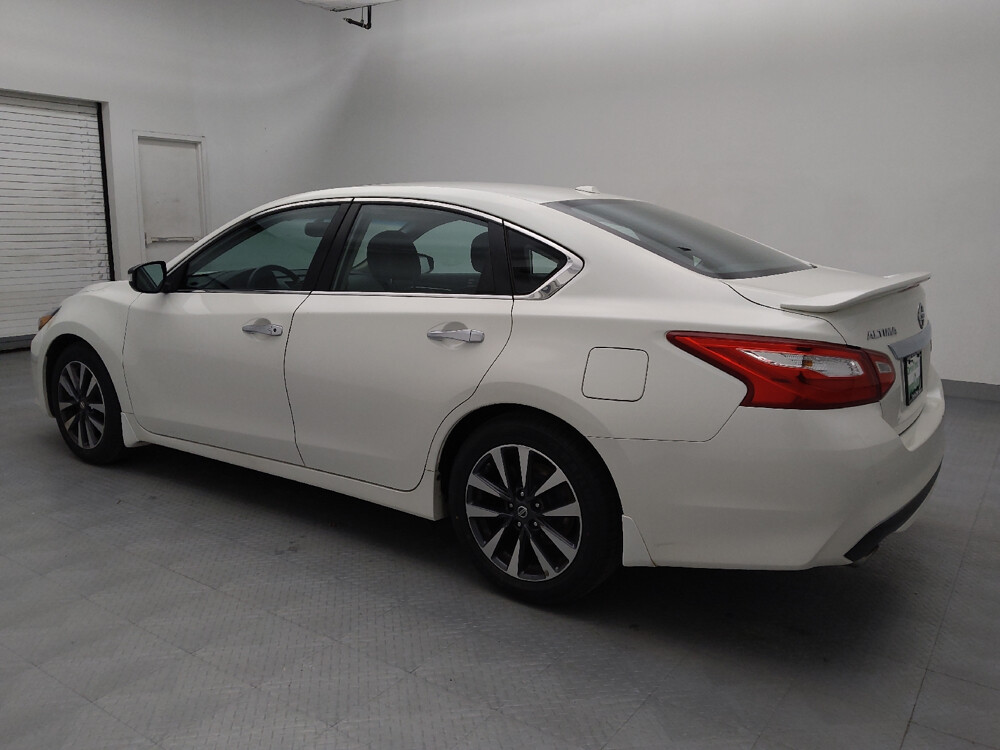 2016 Nissan Altima in Pittsburgh, PA 15237 - 18076549 3