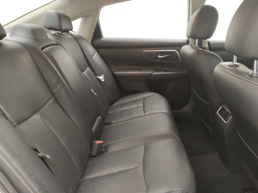 2016 Nissan Altima in Pittsburgh, PA 15237 - 18076549 19