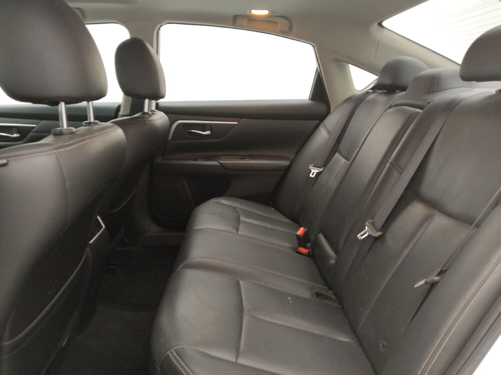 2016 Nissan Altima in Pittsburgh, PA 15237 - 18076549 18