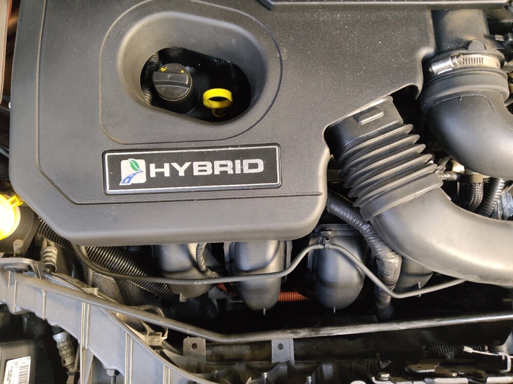 2016 Ford C-MAX in Charleston, SC 29414 - 18076568 30