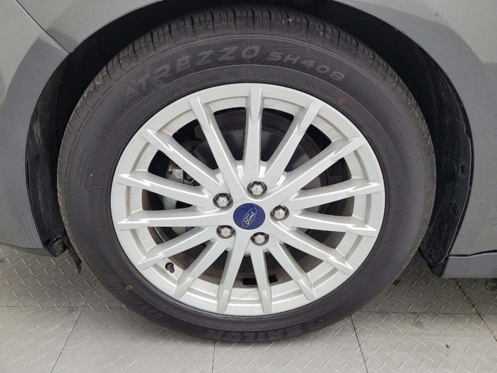 2016 Ford C-MAX in Charleston, SC 29414 - 18076568 31