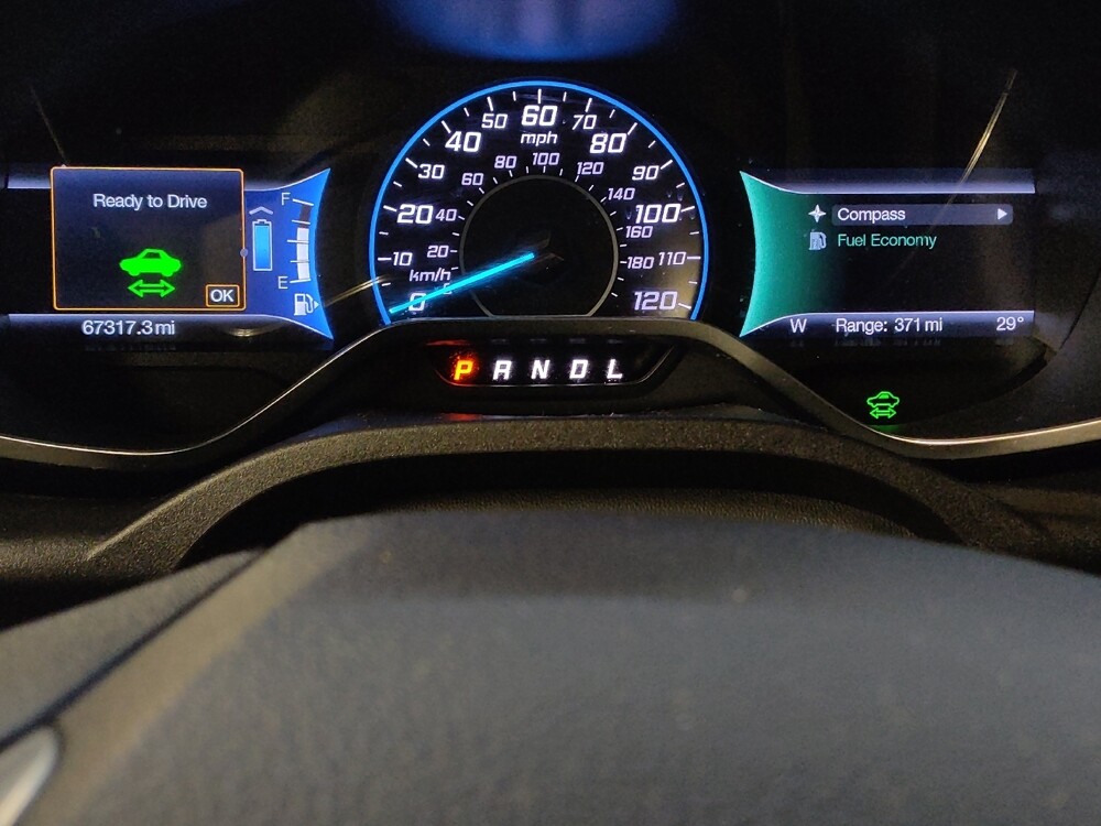 2016 Ford C-MAX in Charleston, SC 29414 - 18076568 23