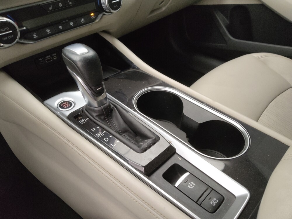 2020 Nissan Altima in Springfield, MO 65807 - 18076569 26