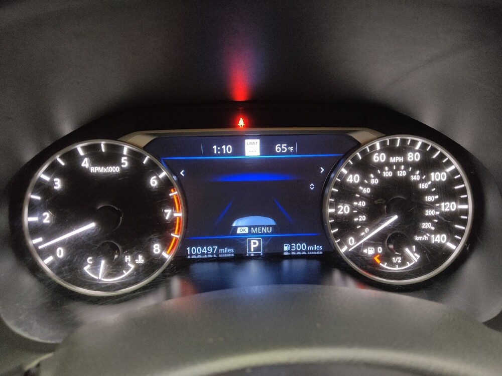 2020 Nissan Altima in Springfield, MO 65807 - 18076569 23