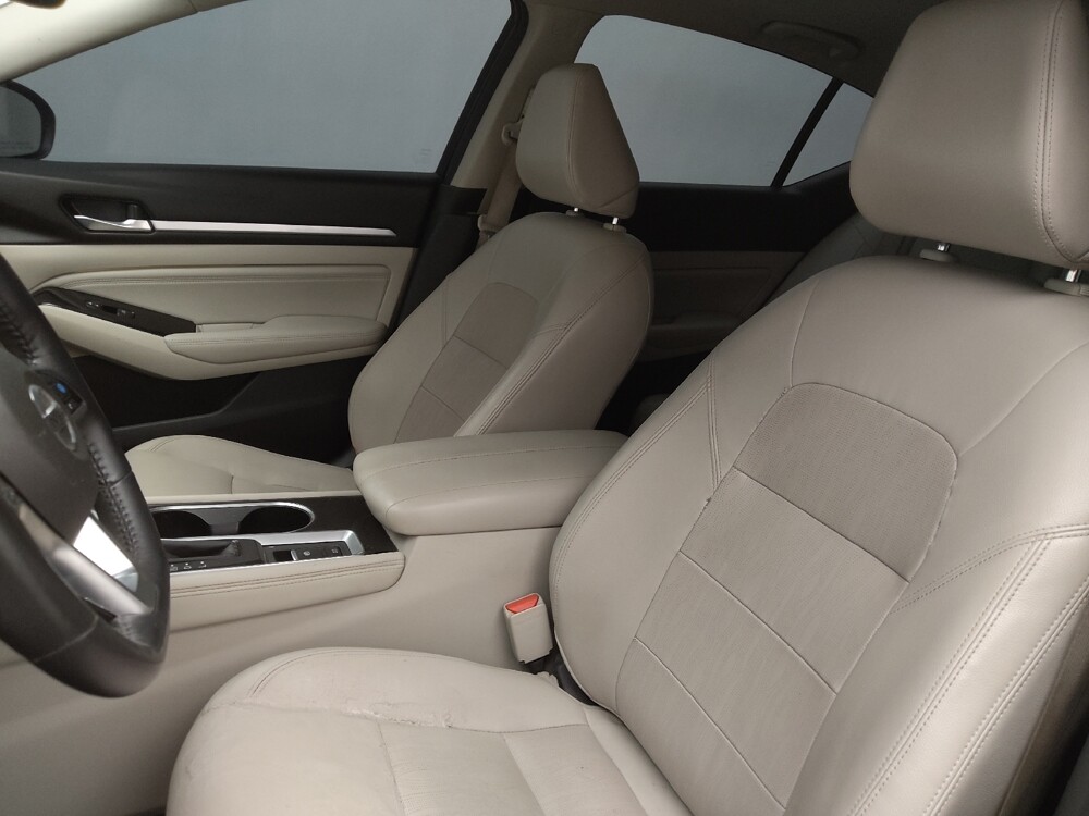 2020 Nissan Altima in Springfield, MO 65807 - 18076569 17