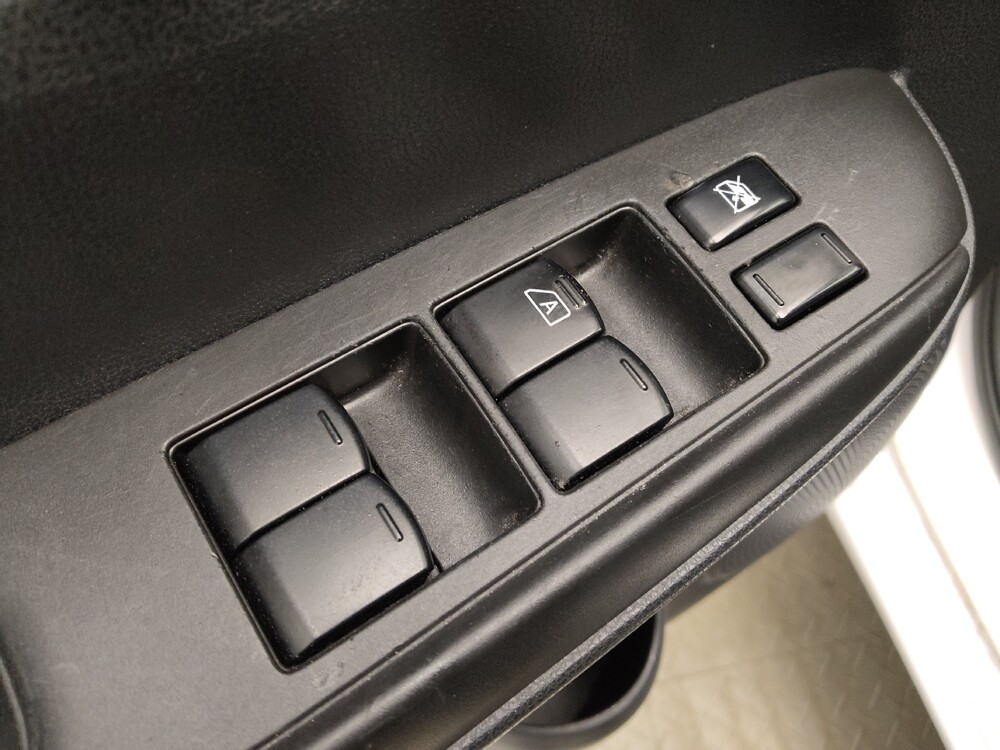 2018 Nissan Versa Note in Springfield, MO 65807 - 18076570 27