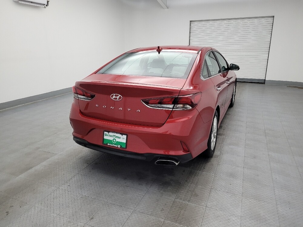 2018 Hyundai Sonata in Cincinnati, OH 45255 - 18076585 7