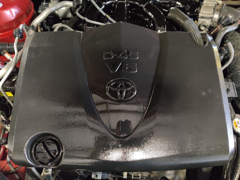 2018 Toyota Camry in Jacksonville, FL 32210 - 18076611 30