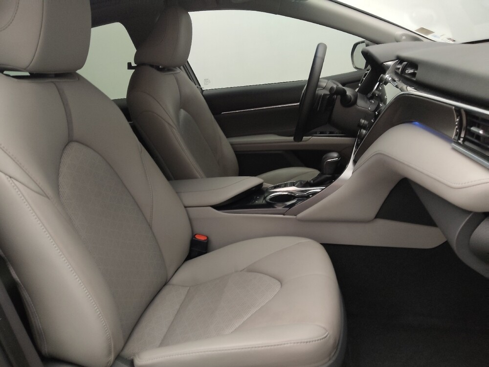 2018 Toyota Camry in Jacksonville, FL 32210 - 18076611 21