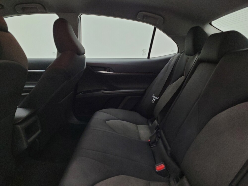 2020 Toyota Camry in Cincinnati, OH 45255 - 18076621 18