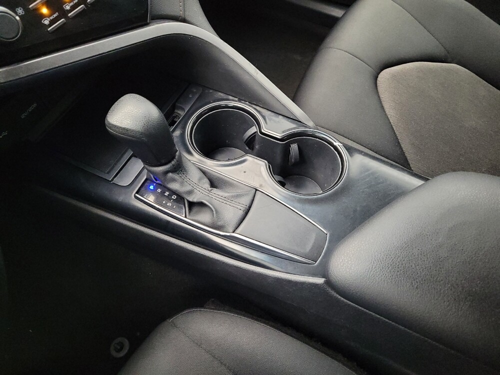 2020 Toyota Camry in Cincinnati, OH 45255 - 18076621 26