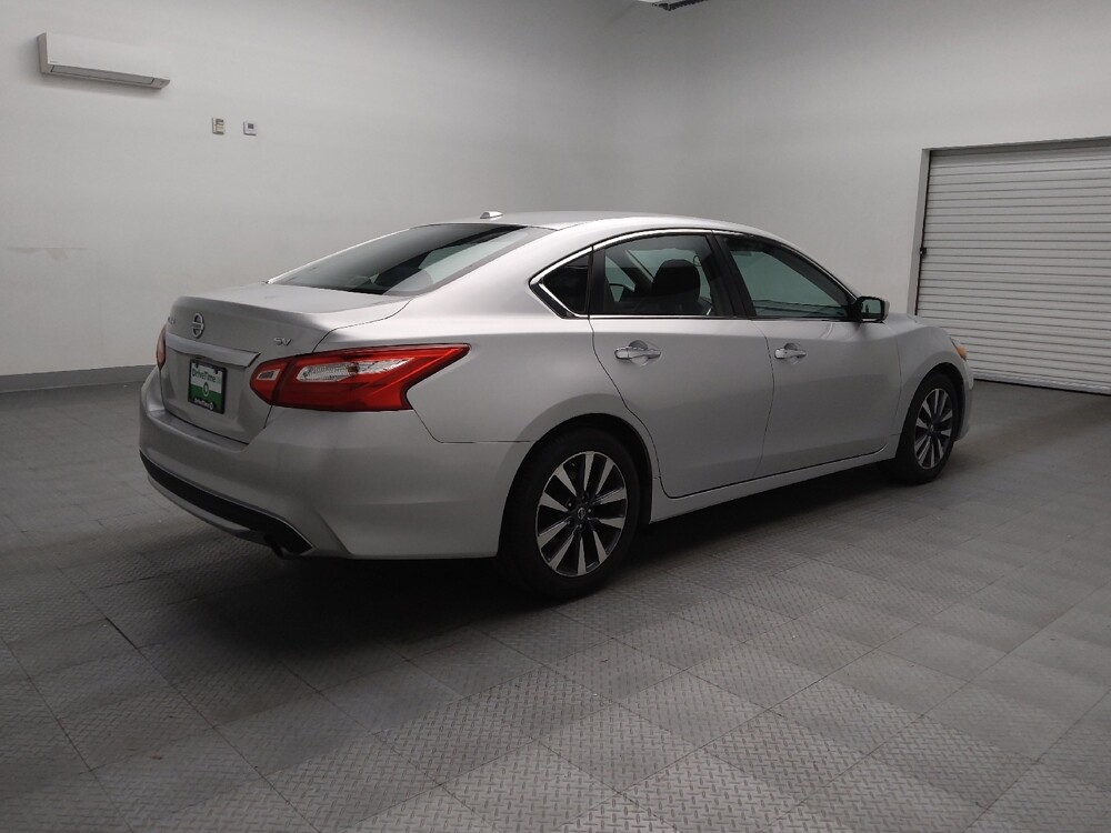 2017 Nissan Altima in Lubbock, TX 79424 - 18076623 9