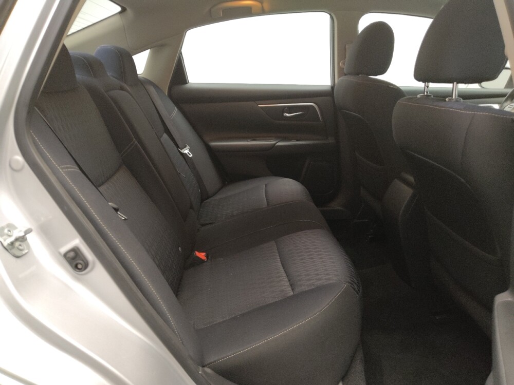 2017 Nissan Altima in Lubbock, TX 79424 - 18076623 19