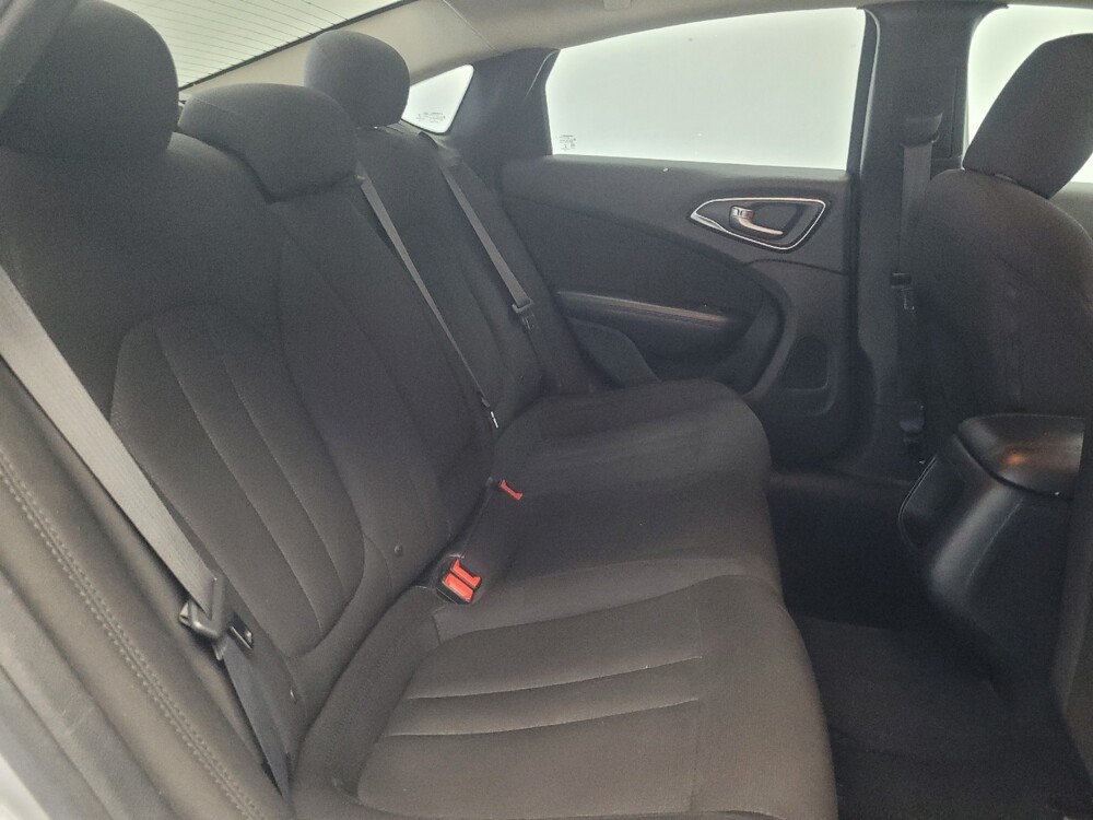 2015 Chrysler 200 in Mishawaka, IN 46545 - 18076625 19