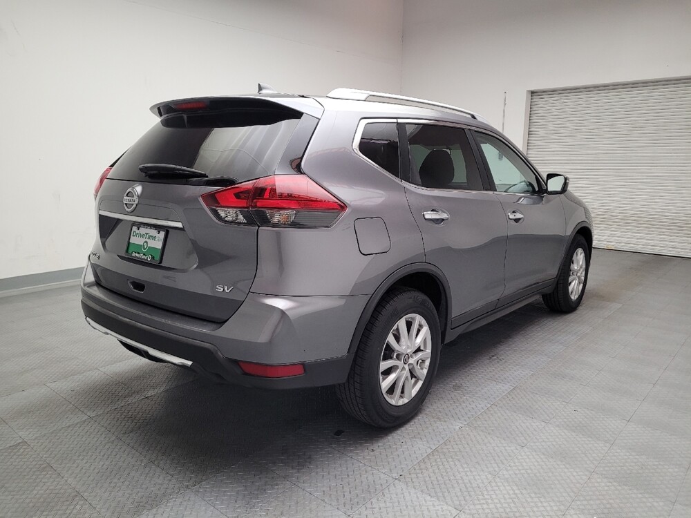 2018 Nissan Rogue in Bakersfield, CA 93309 - 18076649 9