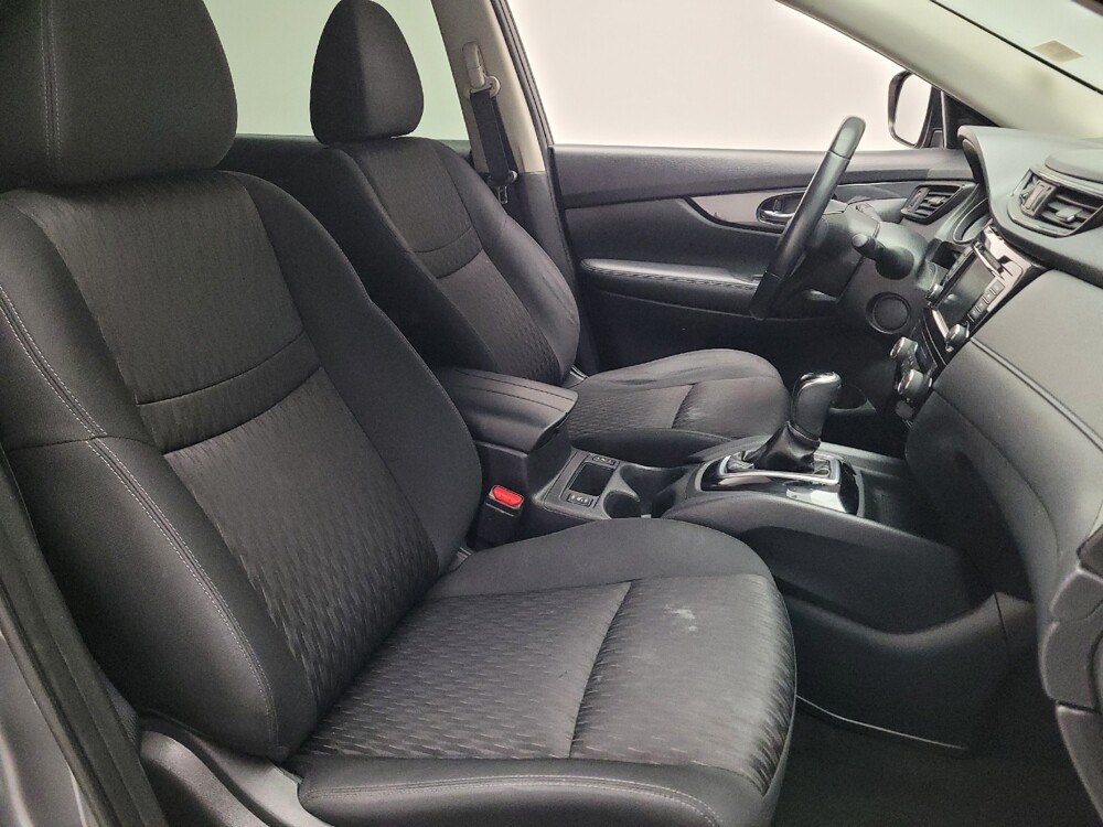 2018 Nissan Rogue in Bakersfield, CA 93309 - 18076649 21