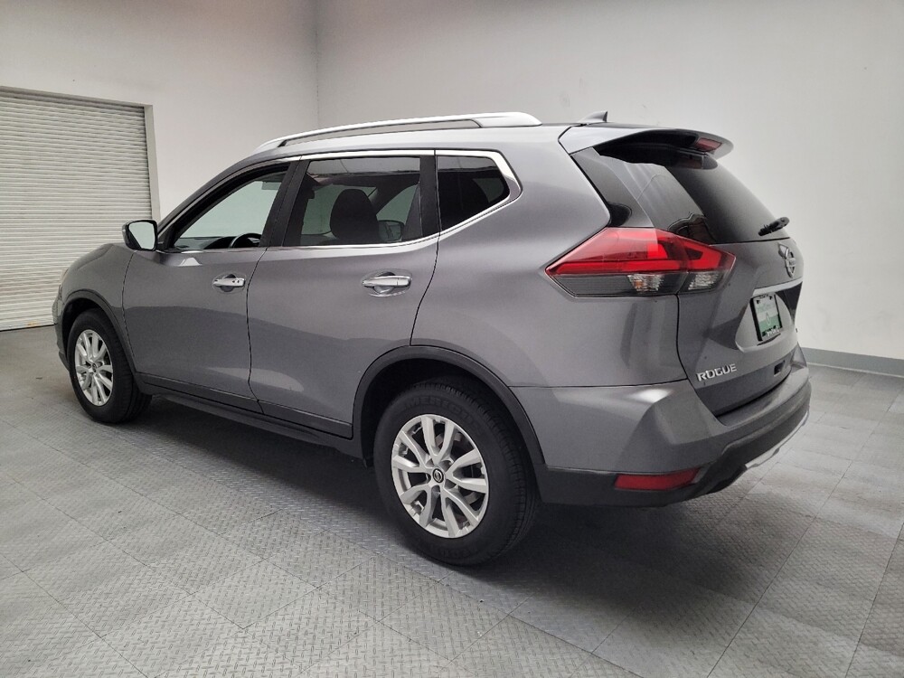 2018 Nissan Rogue in Bakersfield, CA 93309 - 18076649 5