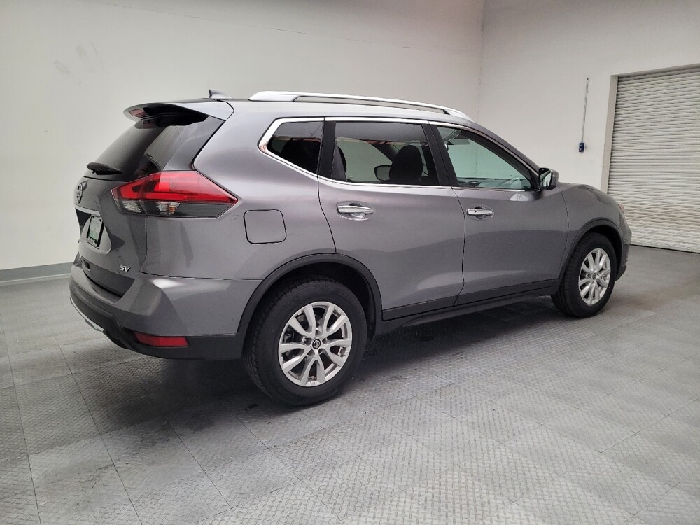 2018 Nissan Rogue in Bakersfield, CA 93309 - 18076649 10