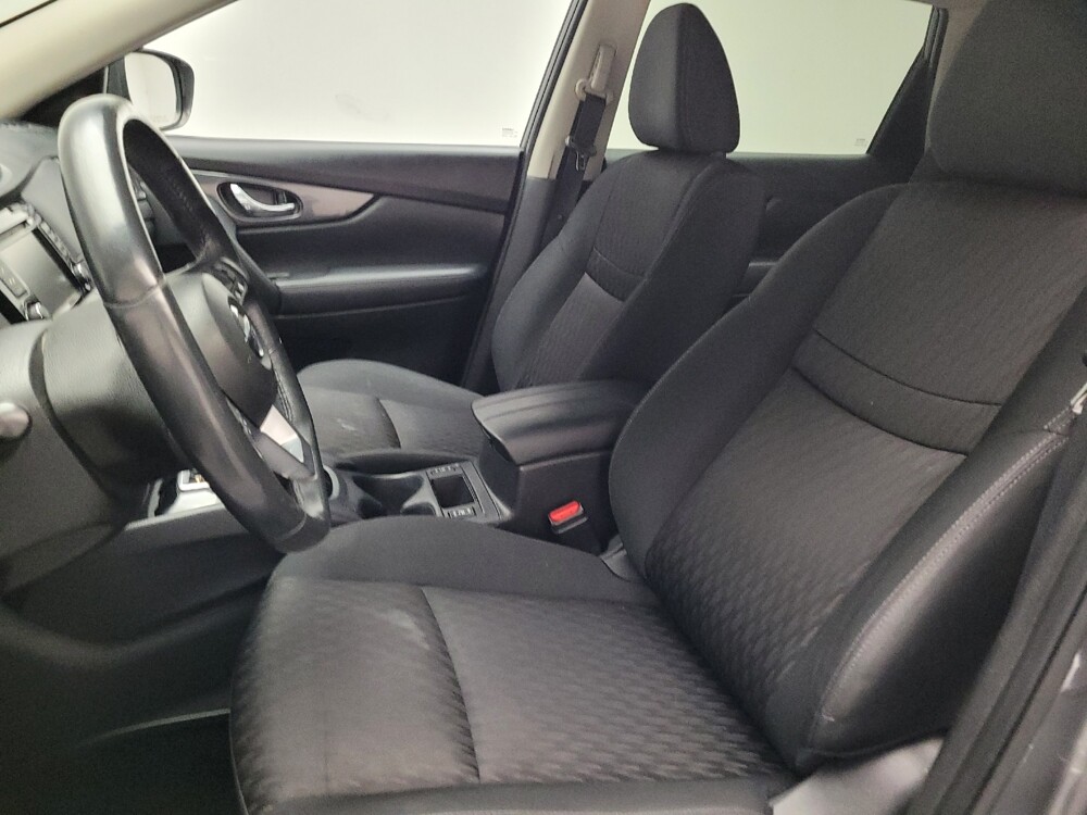 2018 Nissan Rogue in Bakersfield, CA 93309 - 18076649 17