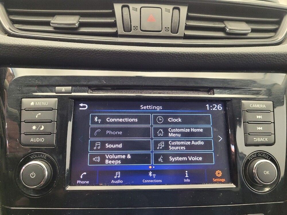 2018 Nissan Rogue in Bakersfield, CA 93309 - 18076649 25