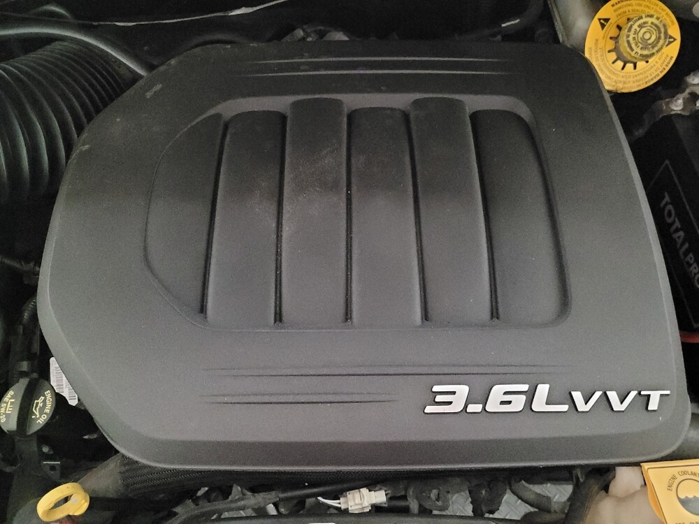 2018 Dodge Grand Caravan in Fresno, CA 93726 - 18076668 30