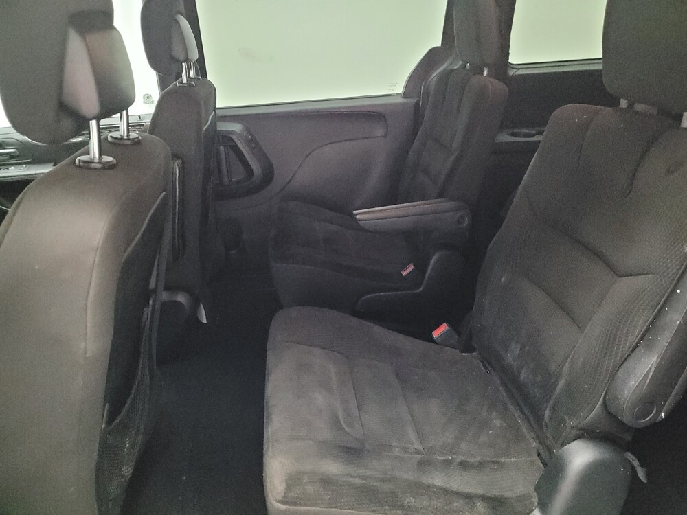 2018 Dodge Grand Caravan in Fresno, CA 93726 - 18076668 18