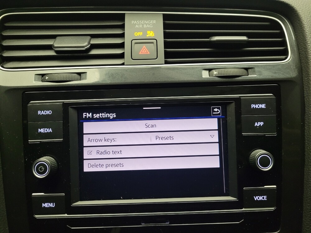 2021 Volkswagen Golf in Riverside, CA 92504 - 18076674 25