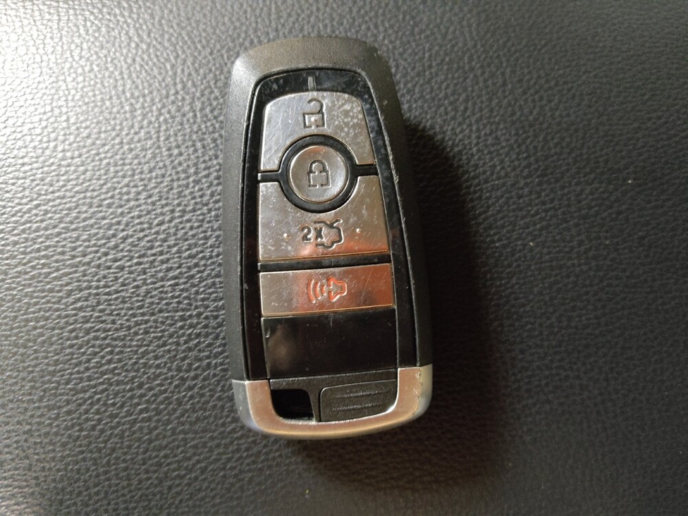 2018 Ford Fusion in Columbia, SC 29210 - 18076696 32