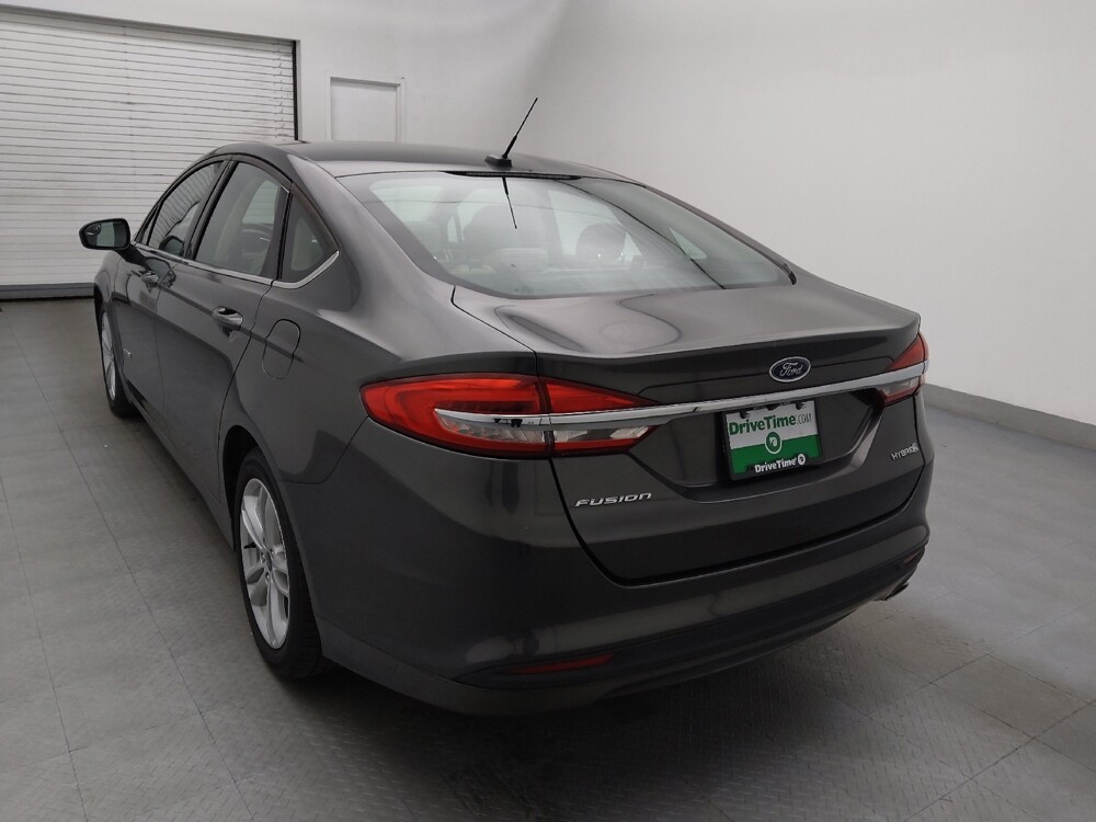 2018 Ford Fusion in Columbia, SC 29210 - 18076696 5