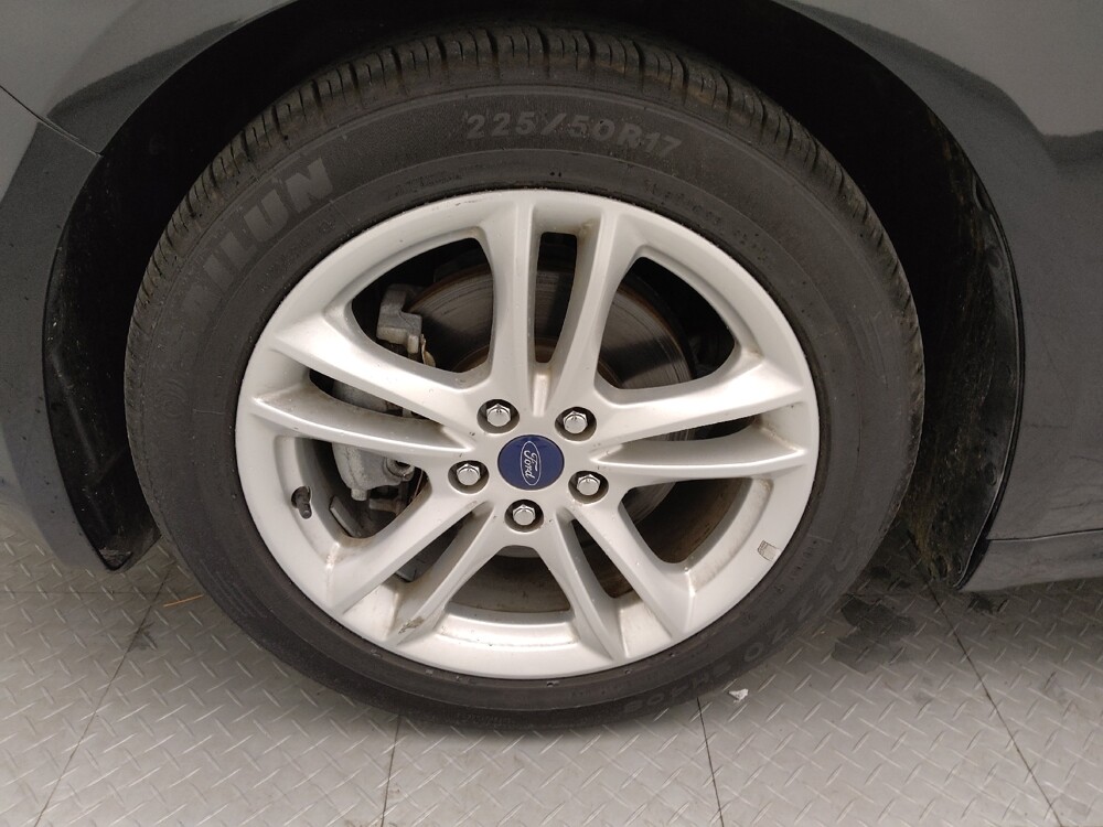 2018 Ford Fusion in Columbia, SC 29210 - 18076697 31