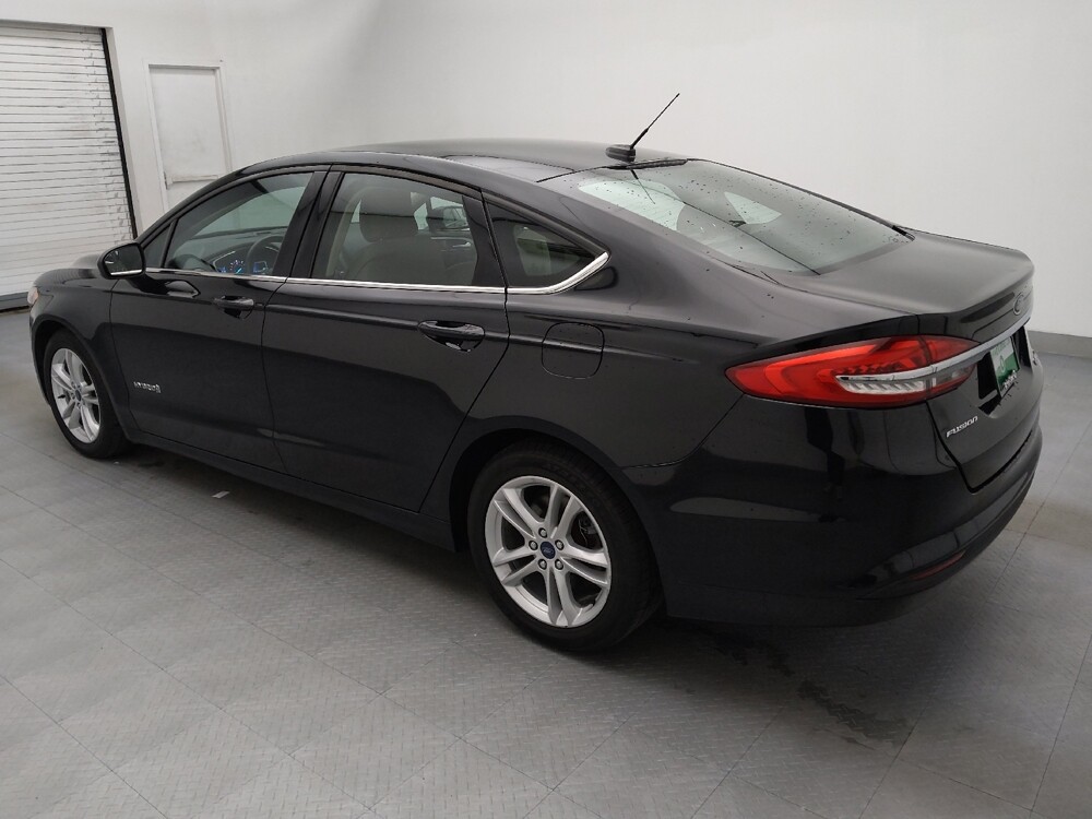 2018 Ford Fusion in Columbia, SC 29210 - 18076697 3
