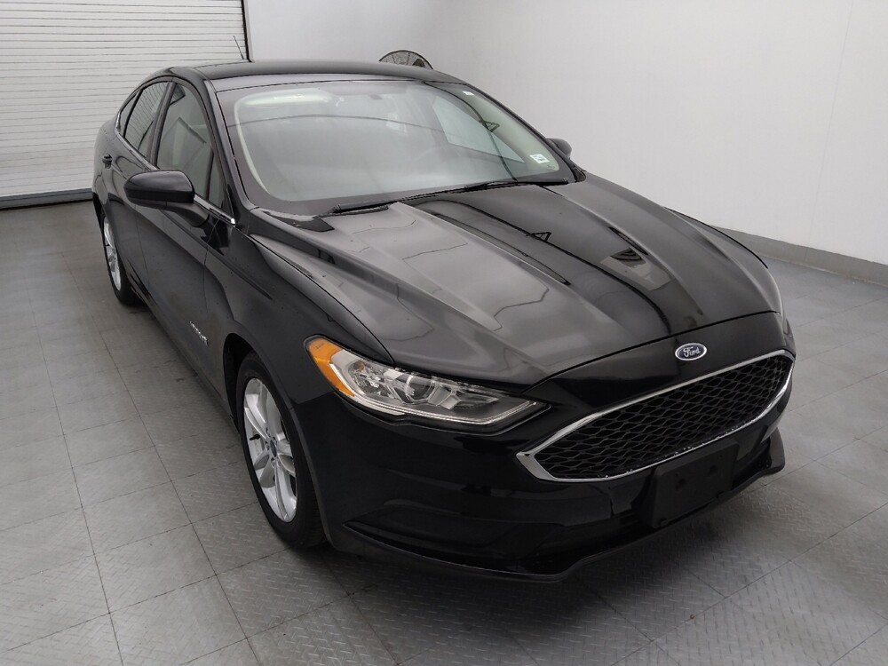 2018 Ford Fusion in Columbia, SC 29210 - 18076697 13